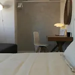5&5 Rooftop Bed & Breakfast 3*