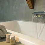 Bed & Breakfast 5&5 Rooftop