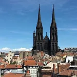 Bed & Breakfast 5&5 Rooftop Clermont-Ferrand