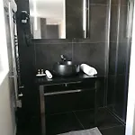 Bed & Breakfast 5&5 Rooftop
