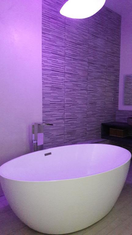 5&5 Rooftop Couette-café 3*