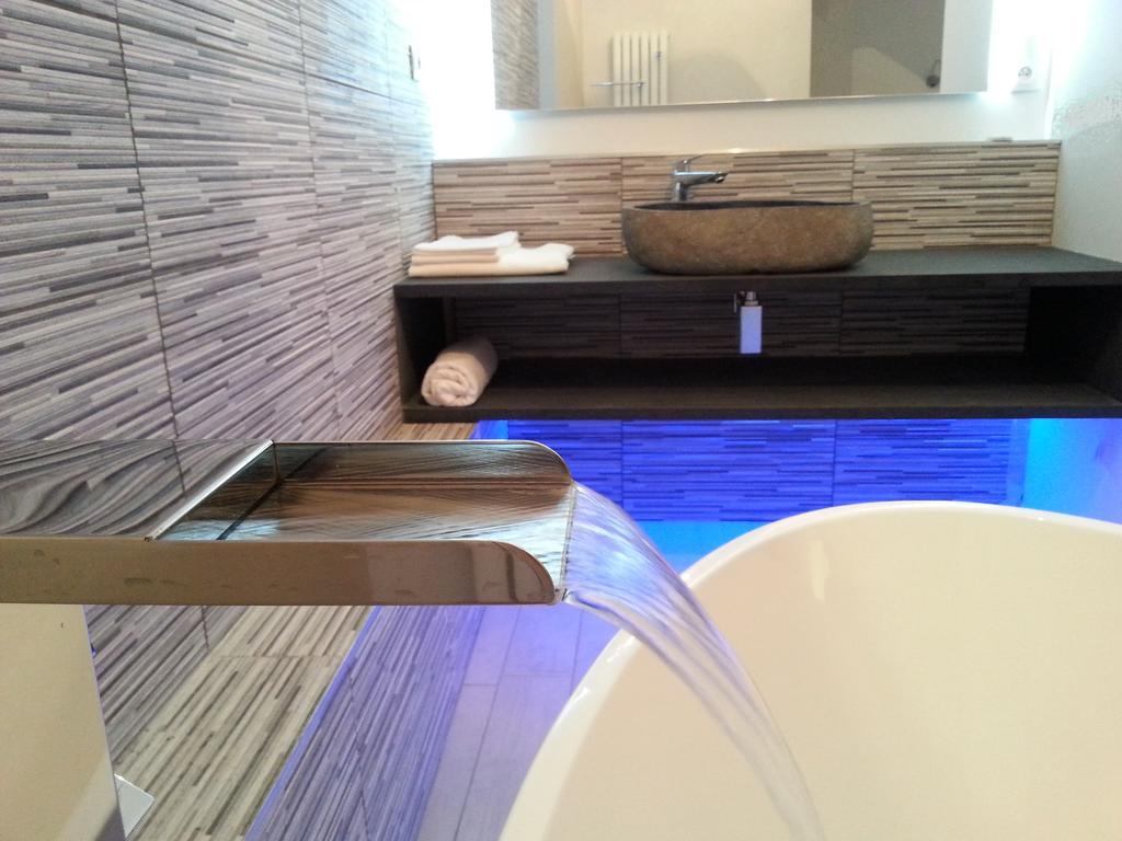 Couette-café 5&5 Rooftop 3*